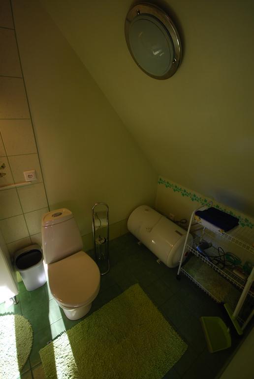Hotel Ida Majutus Kuressaare Habitación foto